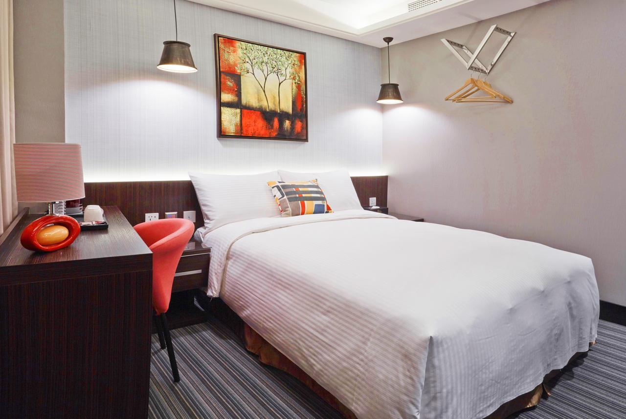 V-One Hotel - Ningxia No. 2 Inn Тайпей Екстериор снимка